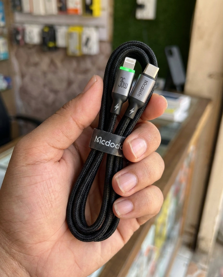 Cable McDodo Ca-6690 Cable Tipo C a Lightning 36W 1m con Luz LED Negro