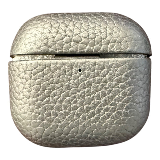 Estuche el rey skin airpods 4 estilo cuero color negro