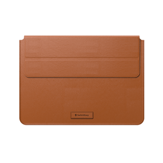 Estuche Clásico Switcheasy Stand Easy Leather para MacBook Pro 15/16 - Café - SWC203