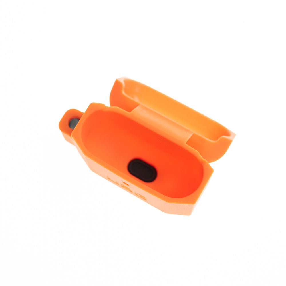Estuche audifonos uag apple airpods gen 3 color naranja / negro - TOP MOVIL
