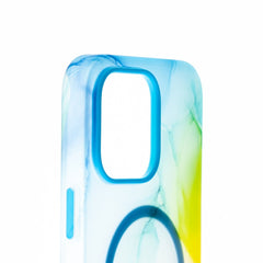 Estuche clasico el rey figura apple iphone 14 pro color arcoiris - TOP MOVIL